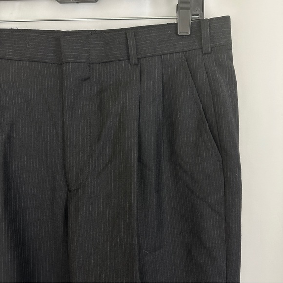 Men’s Dockers Black Pinstripe Dress Pants Size 34 x 32 - Picture 2 of 5